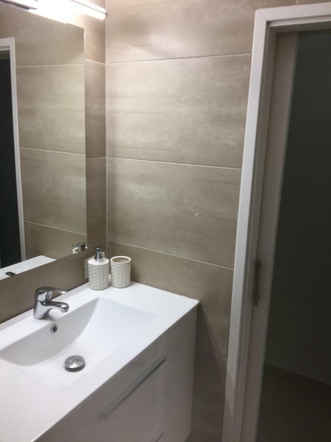 Ocean Breeze San Agustin Apartment Ngoại thất bức ảnh