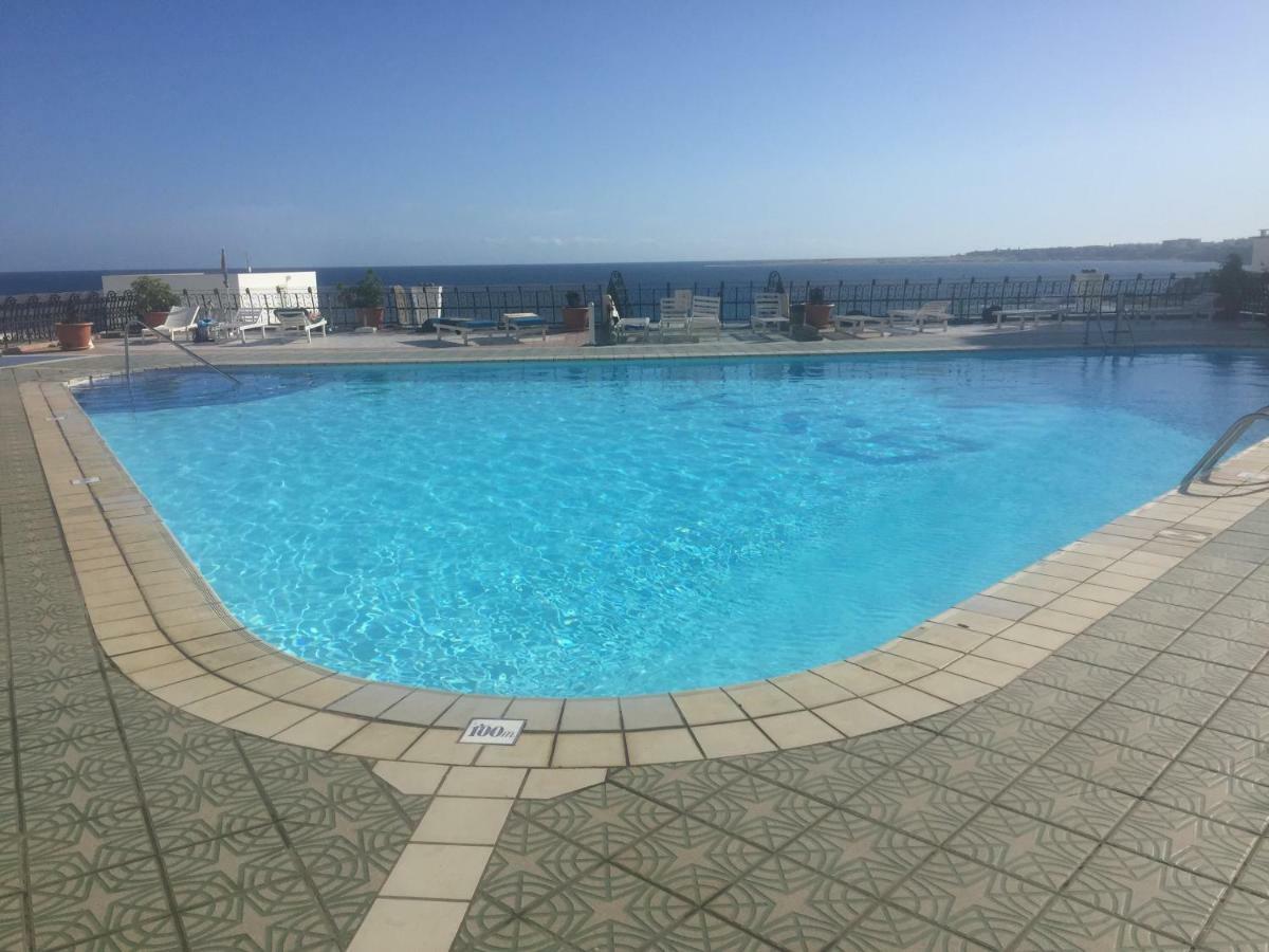 Ocean Breeze San Agustin Apartment Ngoại thất bức ảnh